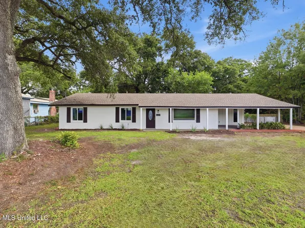 407 Dupont Ave, Pascagoula, MS 39567