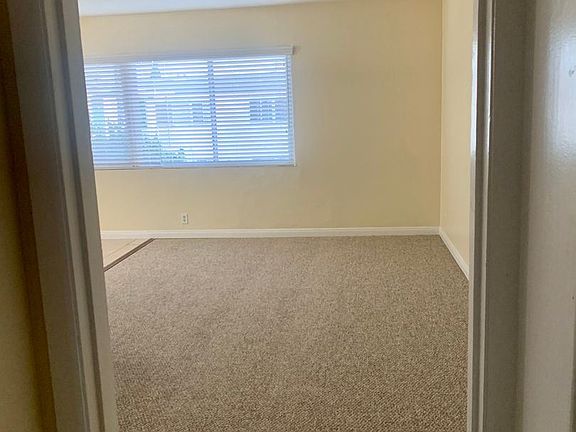 3rd image of 6290 Cherry Ave APT 8
