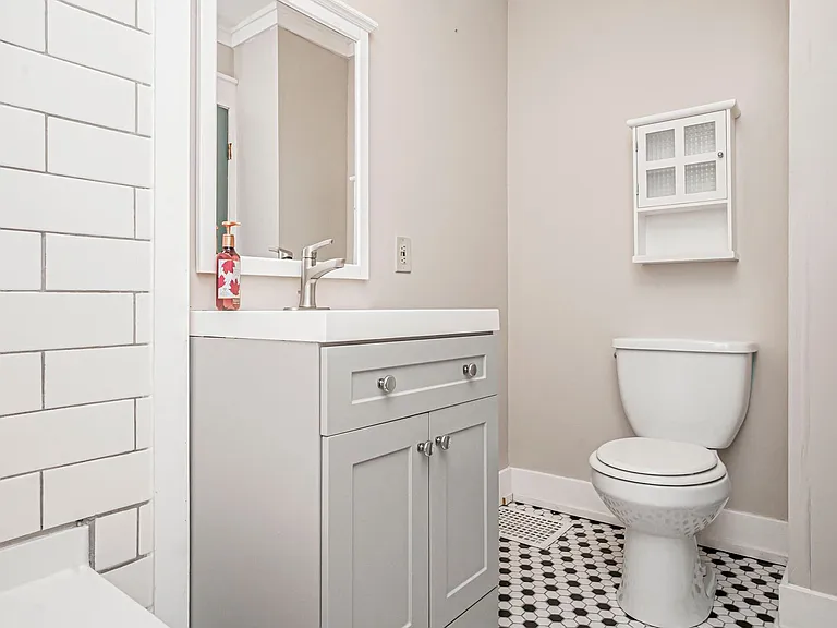 731 Osage St — Photo 25