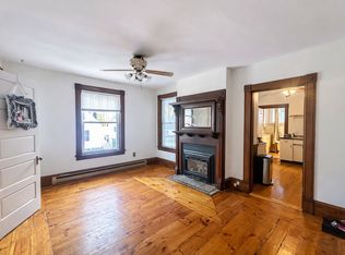 237 Water St APT 1L, Clinton, MA 01510