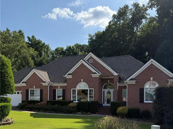 2652 Mayfield Dr, Lawrenceville, GA 30043