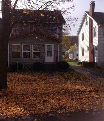 1st image of 923 Scio St