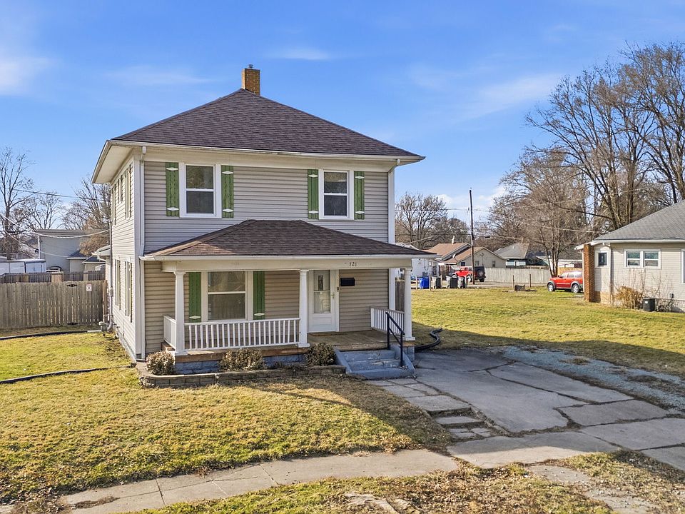 1st image of 721 S Wabash Ave