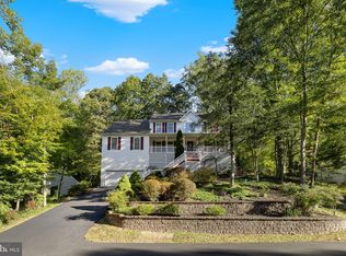 2146 Harpoon Dr, Stafford, VA 22554