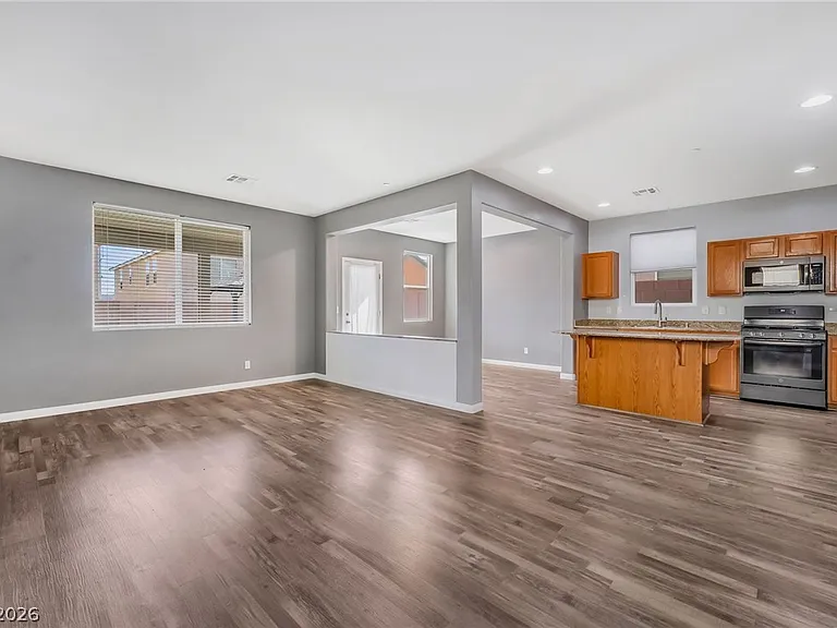617 Baysville Ct — Photo 4