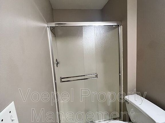 5th image of 816 SE Drew Ct