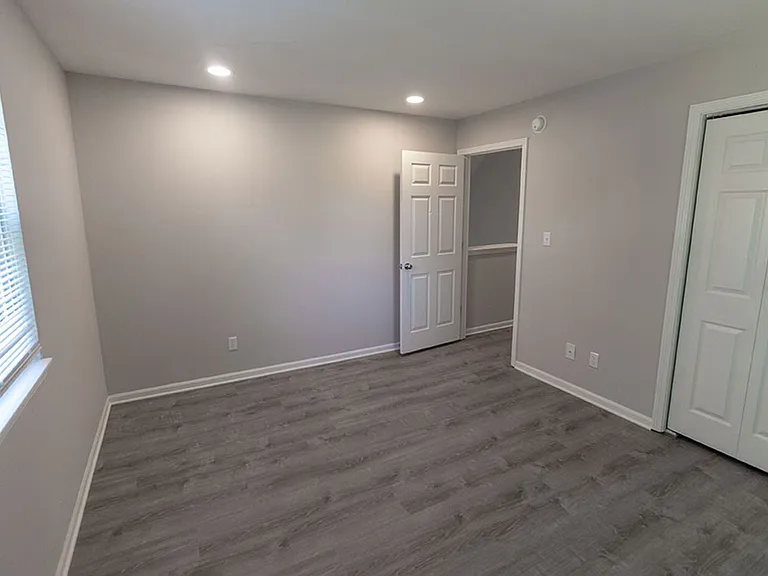 1923 Mirtle Grove Ct — Photo 17