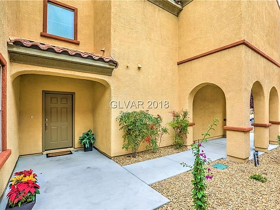 4th image of 11928 Orense Dr
