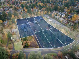 13558 Goodall Rd #1, Lake Oswego, OR 97034