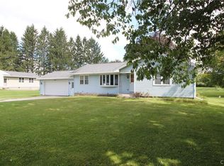 90 Eaton St, Hamilton, NY 13346