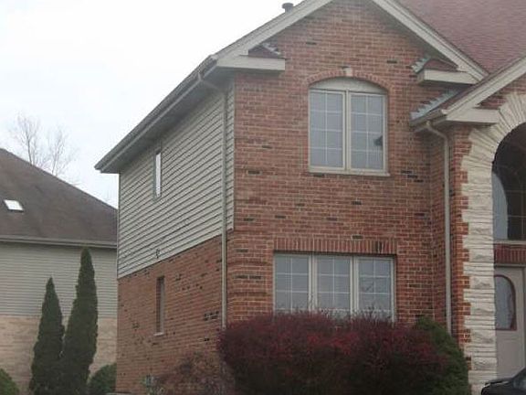 4th image of 4895 Meadow Lake Dr