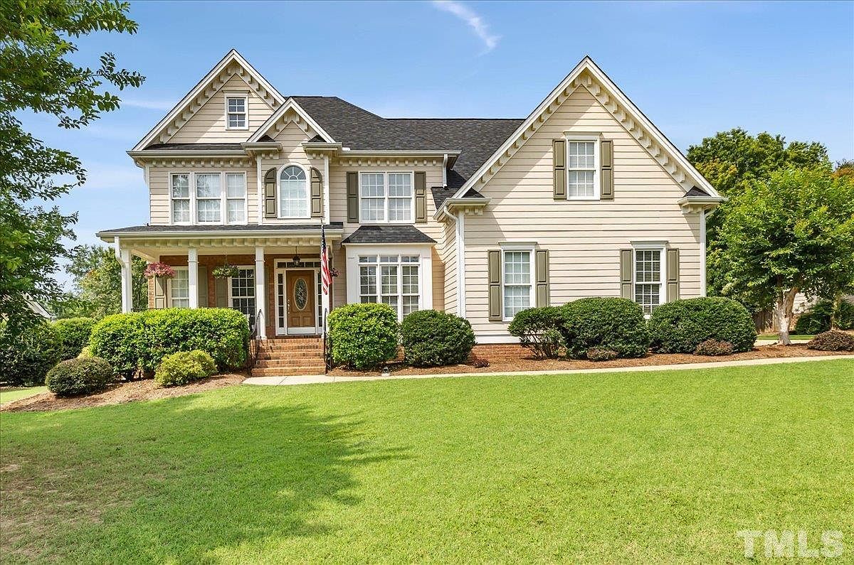 2525 Forestbluff Dr, Fuquay Varina, NC 27526 MLS 2520047 Zillow