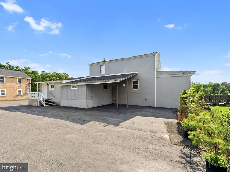 3768 State Route 27 — Photo 28