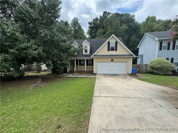 8741 Grouse Run Ln, Fayetteville, NC 28314