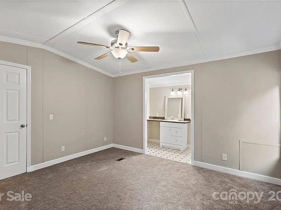 4th image of 116 Sylvan Dr #110