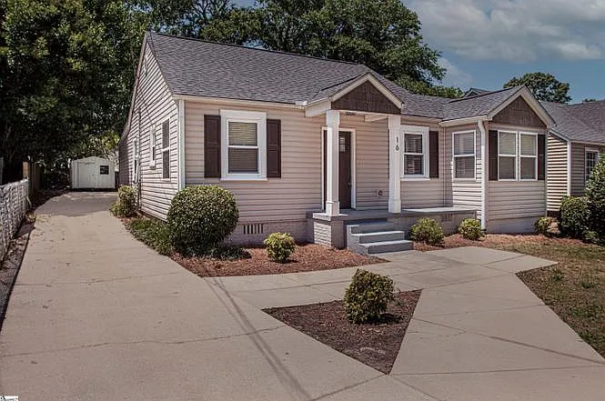 16 Anchorage Drive *1 - 1 — Photo 2