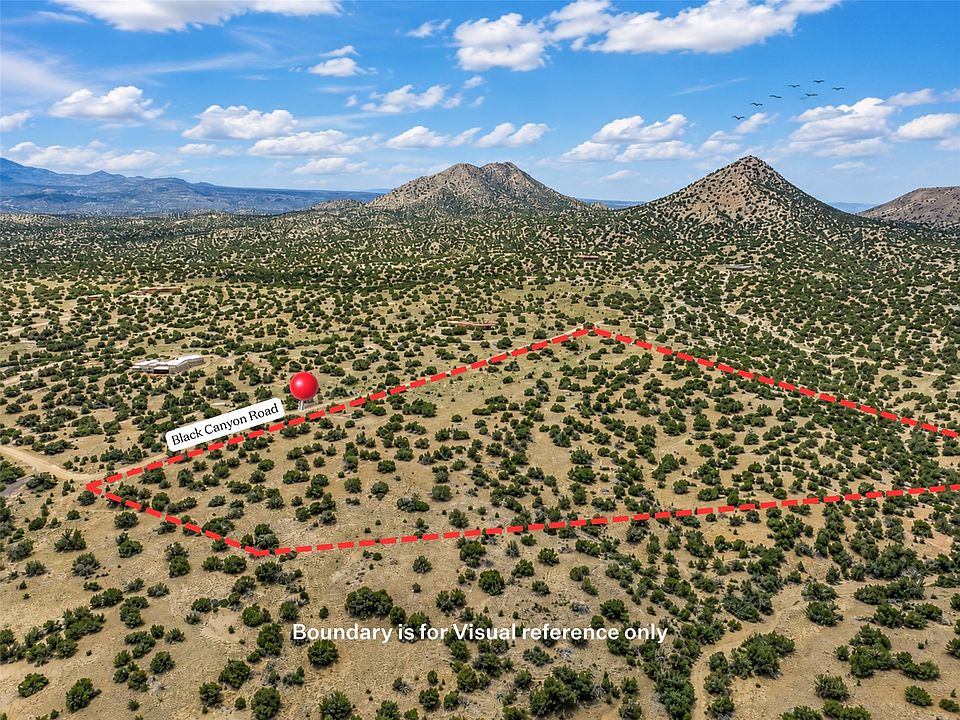1st image of 23 Black Canyon Rd