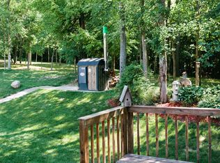 611 W Hallock Hollow Rd, Edelstein, IL 61526