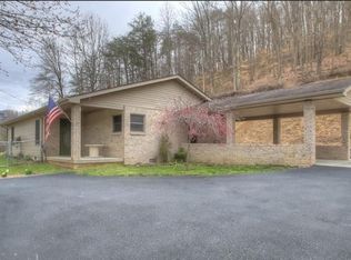 2800 N State Highway 11, Heidrick, KY 40949