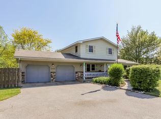 760 Lake Michigan Dr NW, Grand Rapids, MI 49534