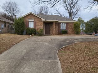 6057 Arbor Glen Dr, Montgomery, AL 36117