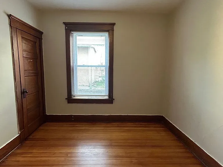 2419 Poppleton Ave — Photo 13