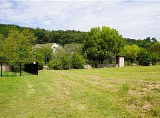 46 Mountainbrook Dr NW, Cartersville, GA 30121