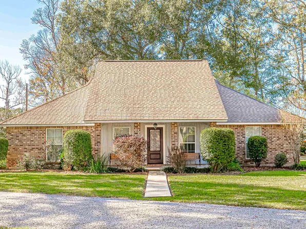 11141 Stringer Bridge Rd, Saint Amant, LA 70774