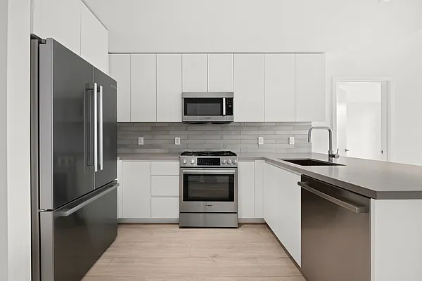 Rented by Compass | media 24