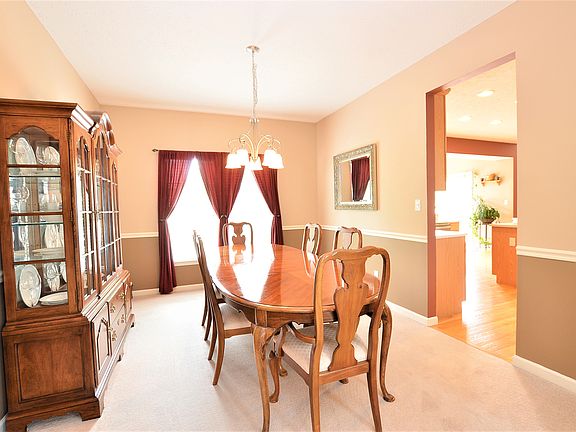 4th image of 5472 Woodmansee Way