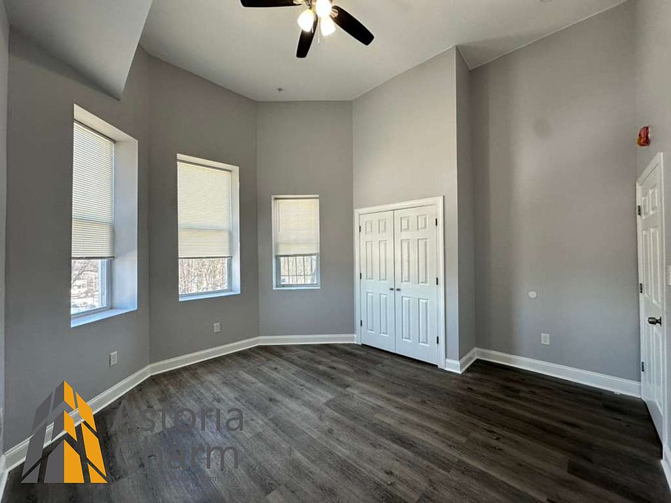 1st image of 3301 Elgin Ave #201