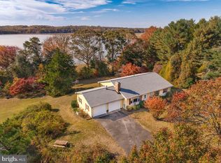 7760 Swan Ln, Owings, MD