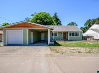 2790 Acorn St, Lebanon, OR 97355
