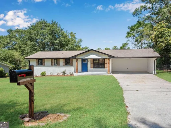 109 Leigh Ln, Carrollton, GA 30117