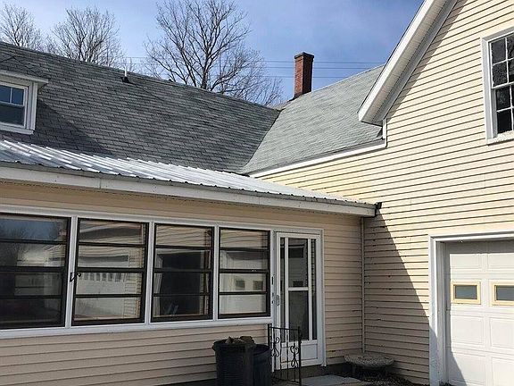 5th image of 299 Fuller Rd