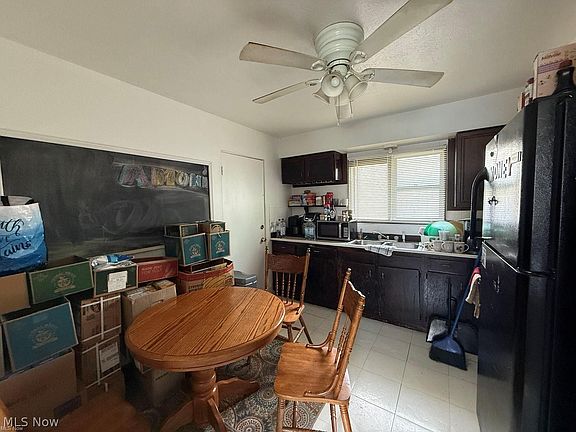 5th image of 645 & 647 Van Everett Ave