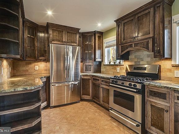 5th image of 4710 Richmarr Pl