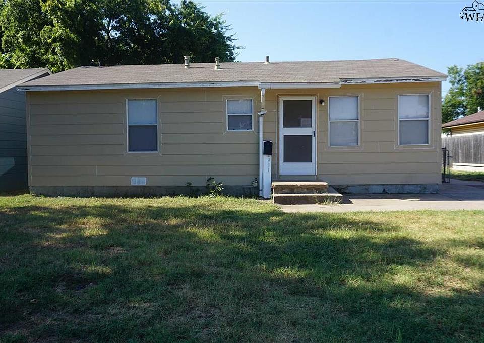 1st image of 2931 Moffett Ave