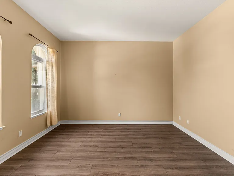 7711 Lady Banks Loop — Photo 9