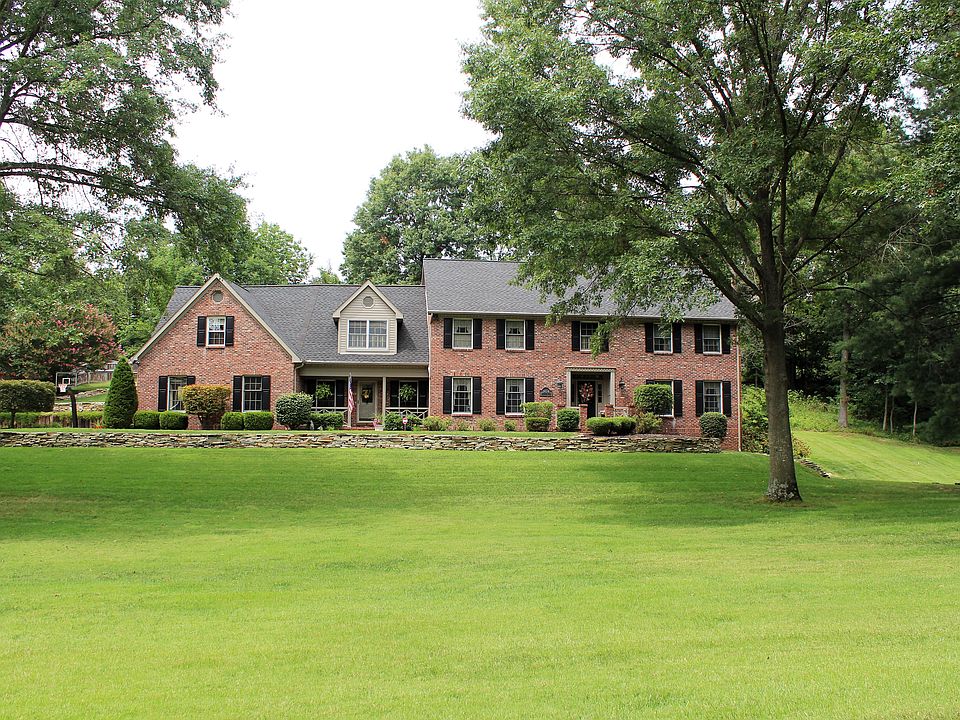 Bentwood Estates