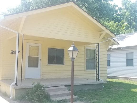 2nd image of 317 N 5th St