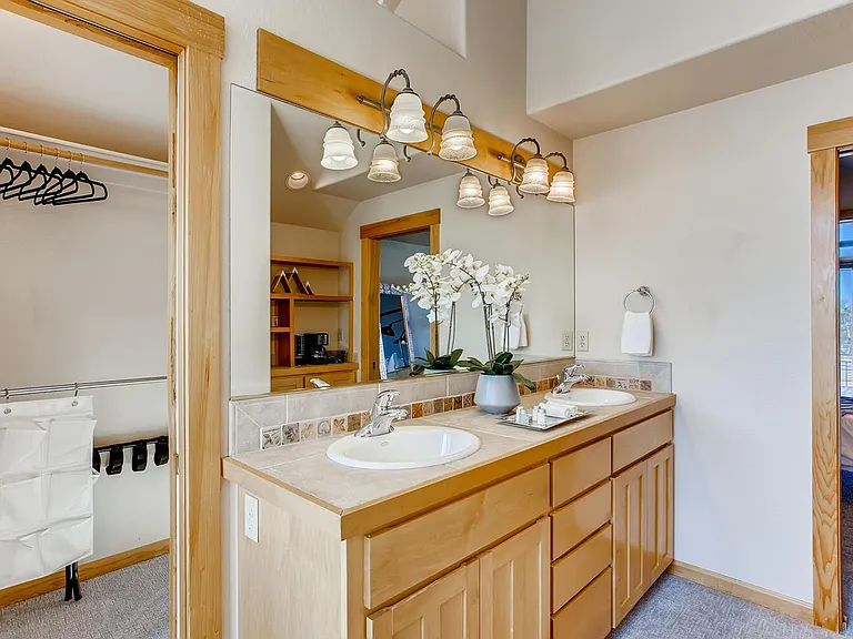 415 Mason Ct #5-A — Photo 31