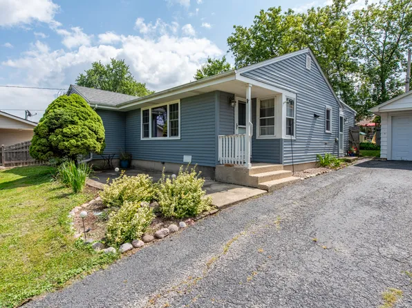 33098 N Cove Rd, Grayslake, IL 60030