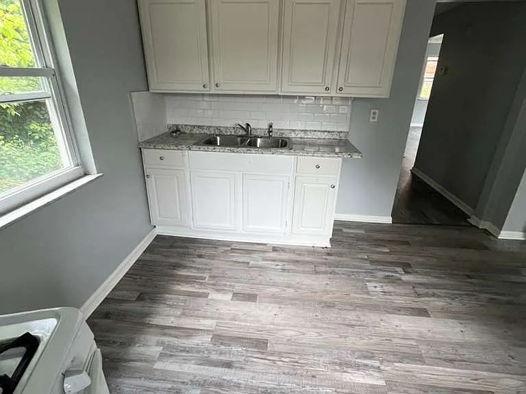 2187 Westwood Northern Blvd — Photo 19