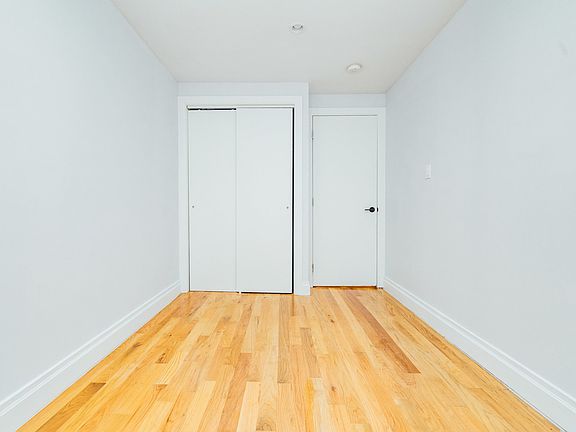 5th image of 759 Marcy Ave #1B