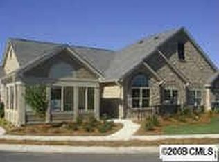 844 Ledgestone Ct, Tega Cay, SC 29708