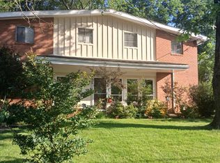 907 N Belgrade Rd, Silver Spring, MD 20902