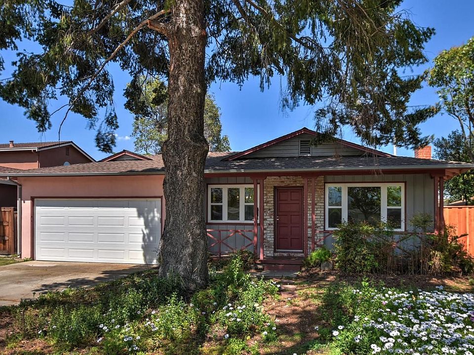 1st image of 1827 Gunston Way