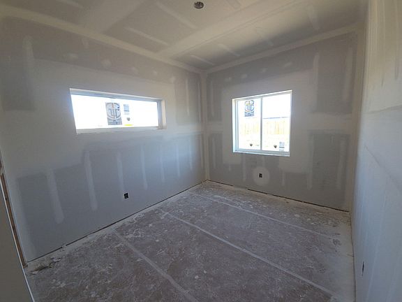 5th image of 1369 Stoneridge Dr