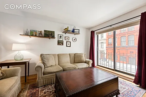 Sold by Compass | media 3